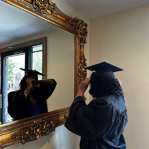 Meet your Posher, Dominique l